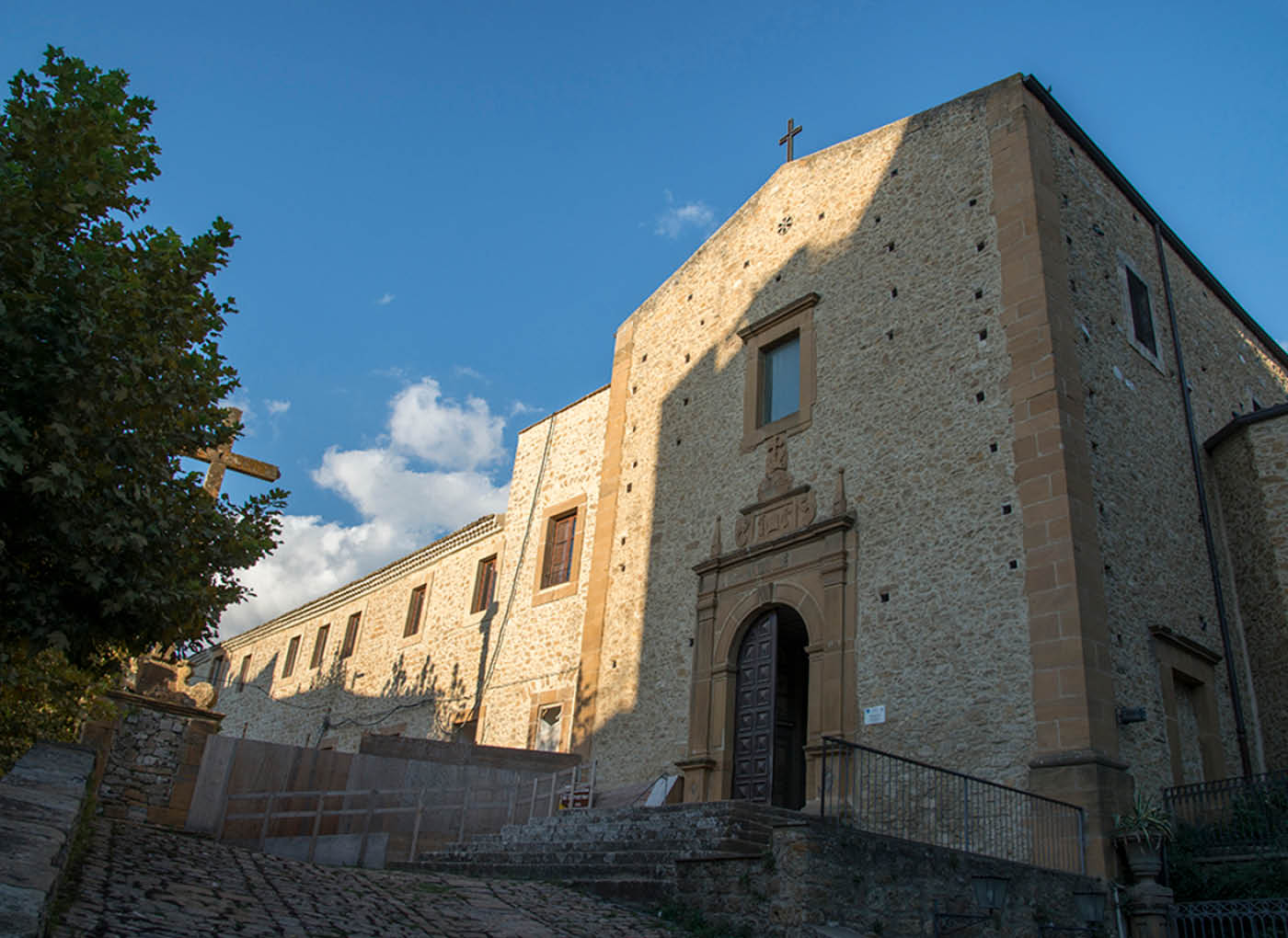 Ex convento dei Frati Minori Osservanti di San Pietro, Piazza Armerina (EN)
