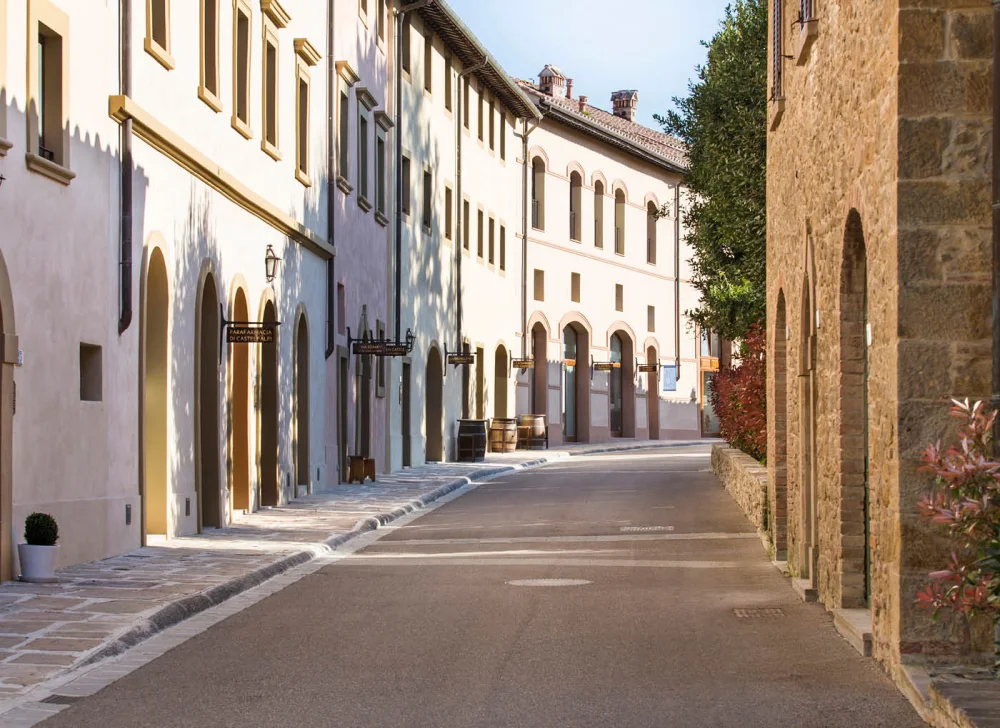resort-castelfalfi-ristrutturazione-sottofondi-termoacustici.jpg