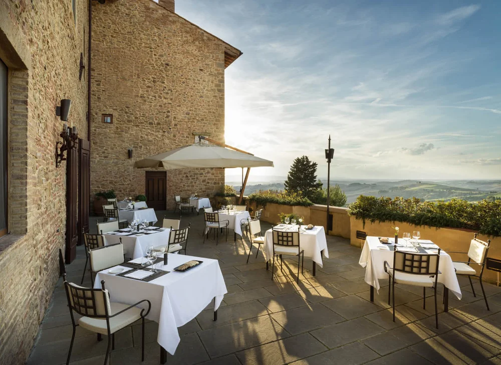 resort-castelfalfi-ristrutturazione-sottofondi-termoacustici.jpg