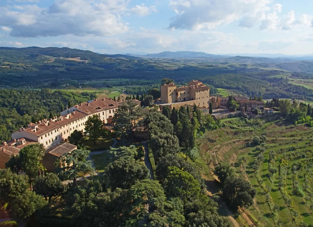 resort-castelfalfi-ristrutturazione-sottofondi-termoacustici.jpg